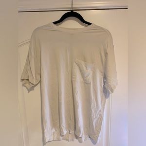Cream Lululemon crew neck pocketed tshirt- cream- side M